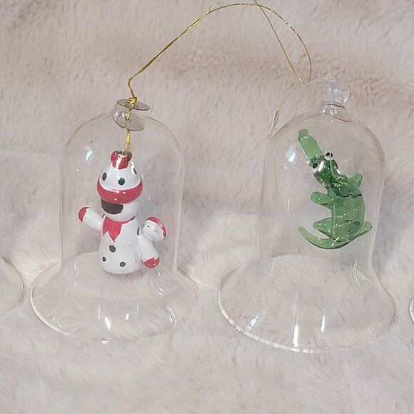 5 VTG Clear Glass Bells with Wooden / Glass Figurines Inside Christmas Ornaments - Picture 8 of 11